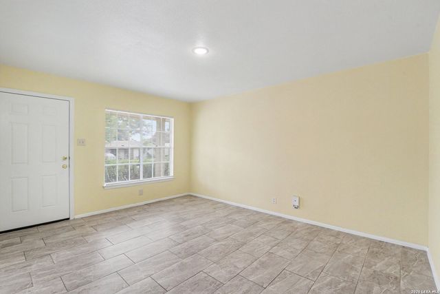4842 CASA ORO ST, San Antonio, TX 78233