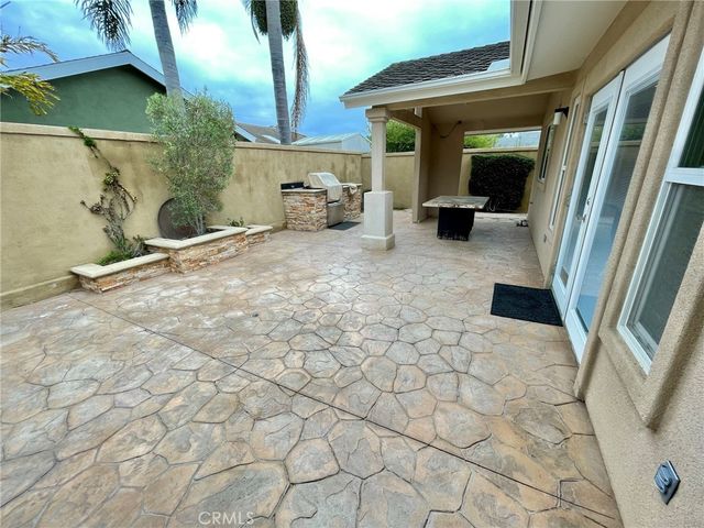 21292 Seaforth Lane, Huntington Beach, CA 92646