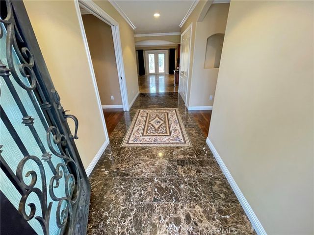 21292 Seaforth Lane, Huntington Beach, CA 92646