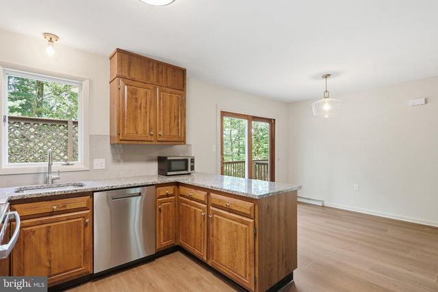 8147 MICHAUX DRIVE, Fayetteville, PA 17222