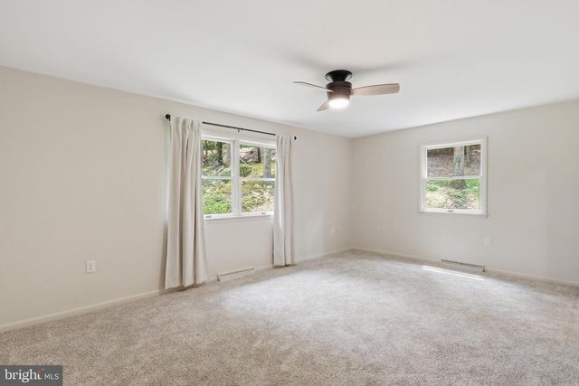 8147 MICHAUX DRIVE, Fayetteville, PA 17222