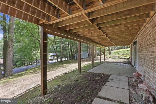 8147 MICHAUX DRIVE, Fayetteville, PA 17222