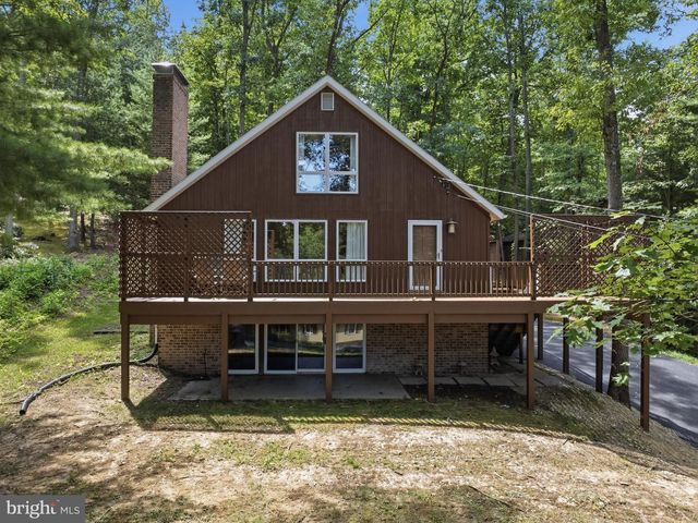 8147 MICHAUX DRIVE, Fayetteville, PA 17222