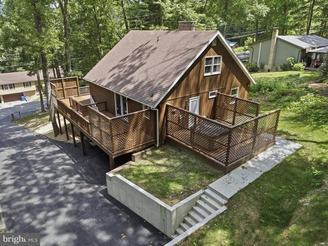 8147 MICHAUX DRIVE, Fayetteville, PA 17222