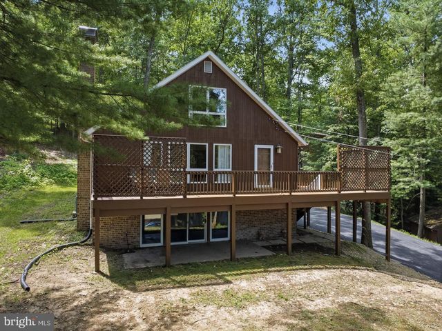 8147 MICHAUX DRIVE, Fayetteville, PA 17222