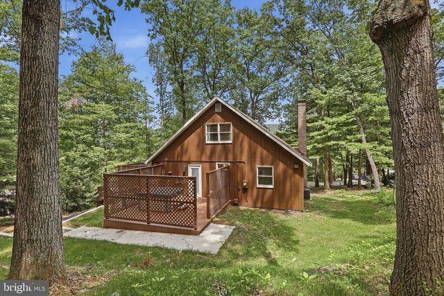 8147 MICHAUX DRIVE, Fayetteville, PA 17222