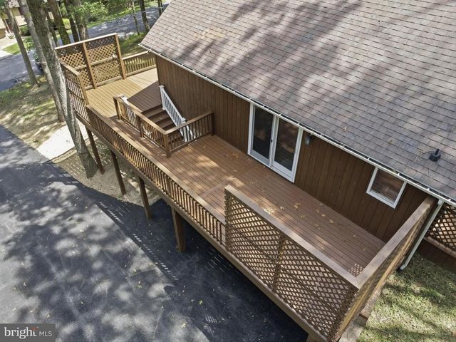 8147 MICHAUX DRIVE, Fayetteville, PA 17222