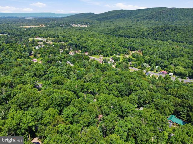 8147 MICHAUX DRIVE, Fayetteville, PA 17222