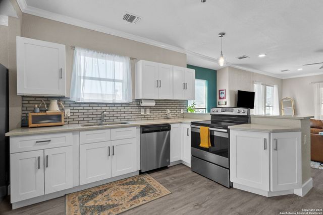 810 Dakota, San Antonio, TX 78203