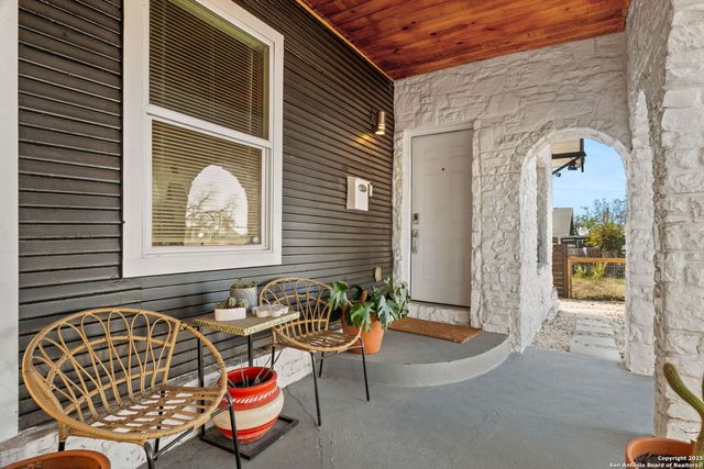 810 Dakota, San Antonio, TX 78203