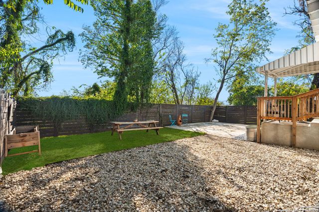 810 Dakota, San Antonio, TX 78203