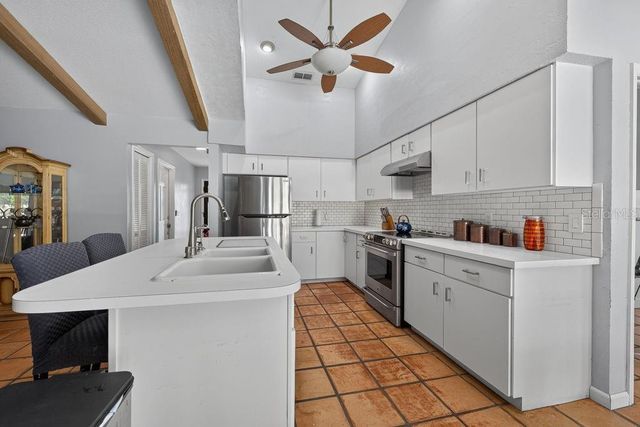 1111 KNOLLWOOD DRIVE, Safety Harbor, FL 34695