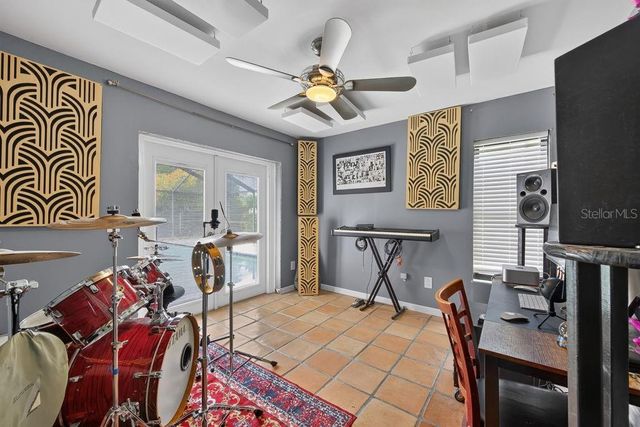 1111 KNOLLWOOD DRIVE, Safety Harbor, FL 34695