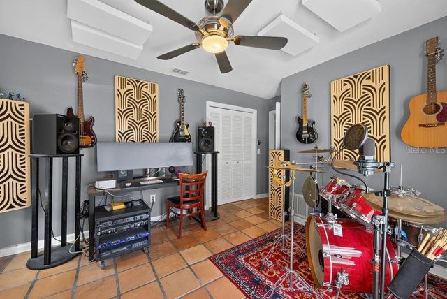 1111 KNOLLWOOD DRIVE, Safety Harbor, FL 34695