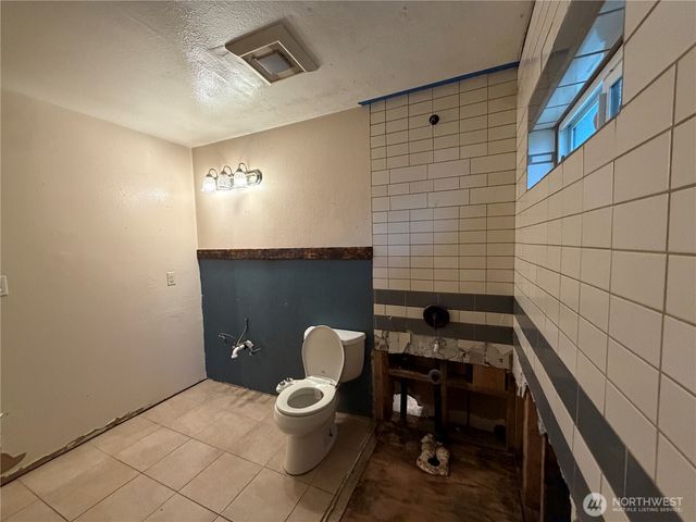 46308 Baker Loop Road, Concrete, WA 98237