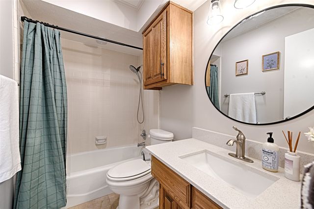 2027 Springwood Place A, Carrollton, TX 75006