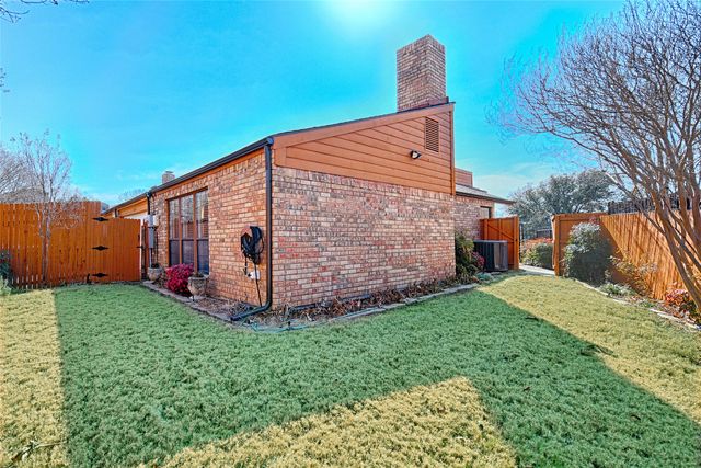 2027 Springwood Place A, Carrollton, TX 75006