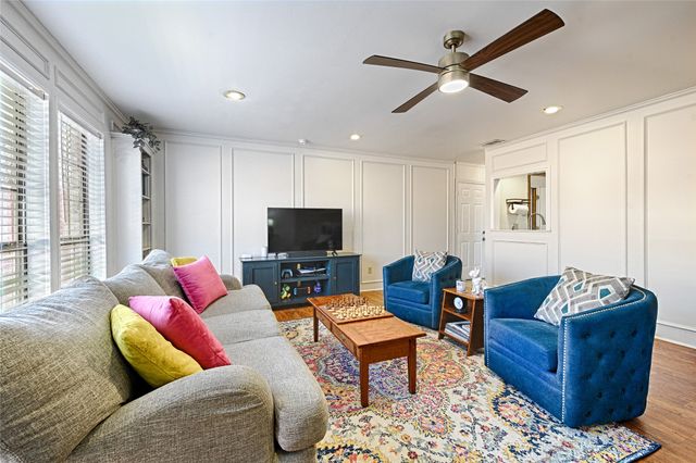 2027 Springwood Place A, Carrollton, TX 75006