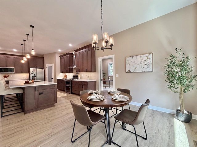 3762 White Pine Drive, Janesville, WI 53545