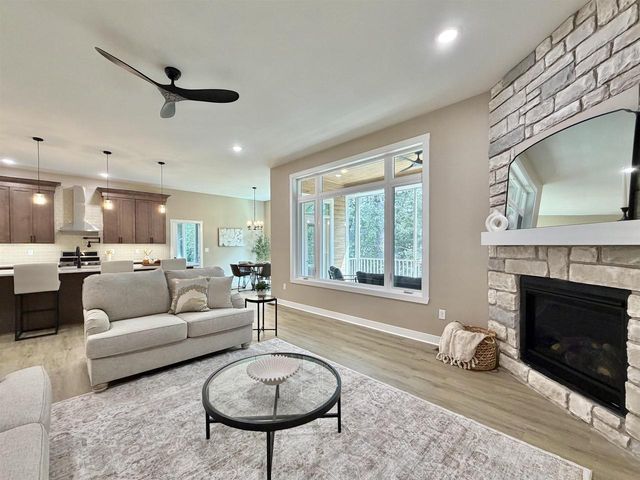 3762 White Pine Drive, Janesville, WI 53545