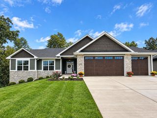 3762 White Pine Drive, Janesville, WI 53545