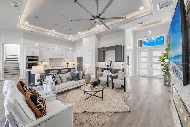 2129 CAPE CORAL PARKWAY W, Cape Coral, FL 33914