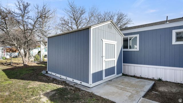 11265 S CRESCENT PARK CIR, Sandy, UT 84094