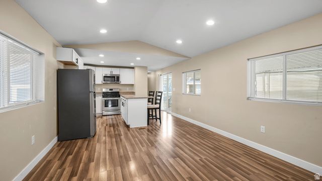 11265 S CRESCENT PARK CIR, Sandy, UT 84094