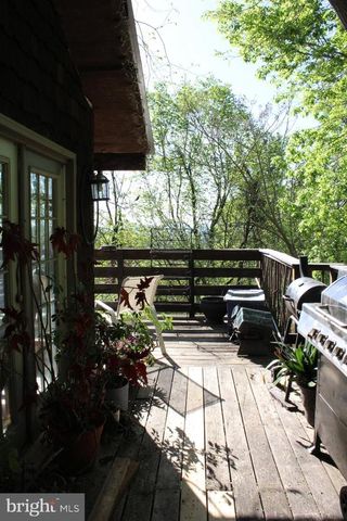446 SPRING DR, Stanardsville, VA 22973