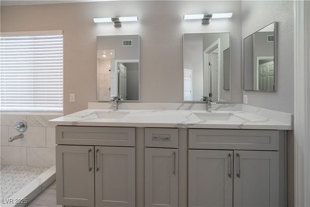 1804 Summit Pointe Drive, Las Vegas, NV 89117