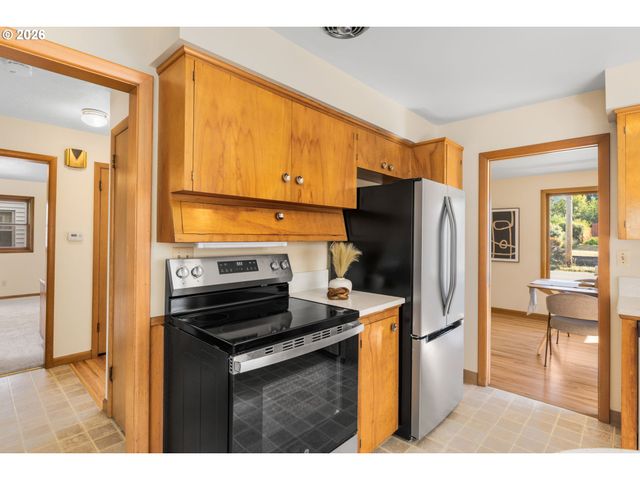 4811 Ne MASON St, Portland, OR 97218