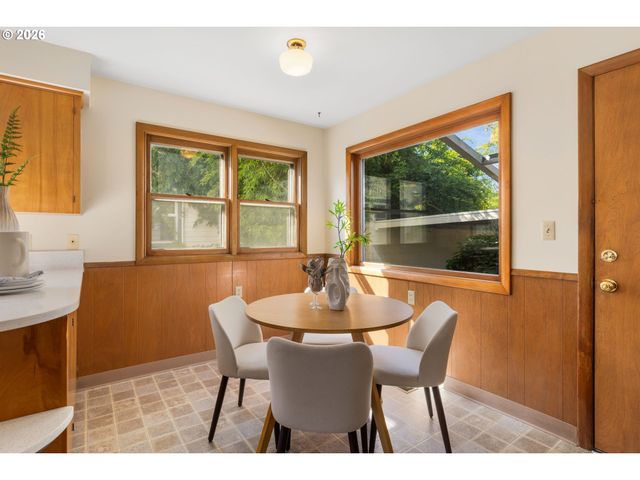 4811 Ne MASON St, Portland, OR 97218