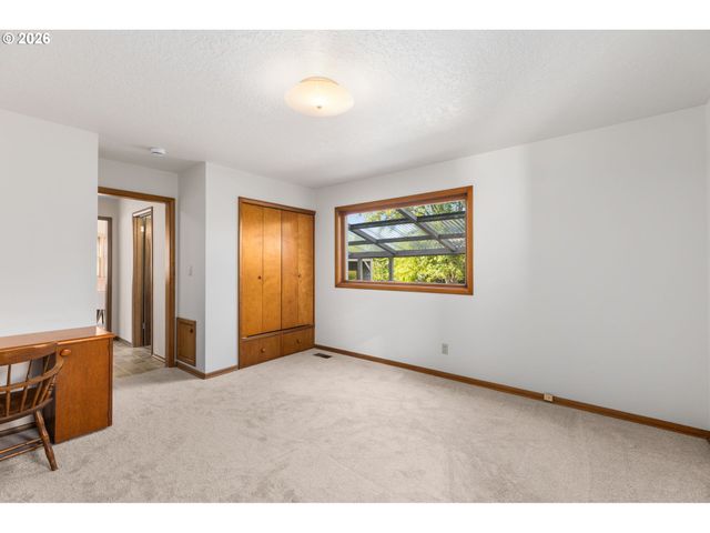 4811 Ne MASON St, Portland, OR 97218
