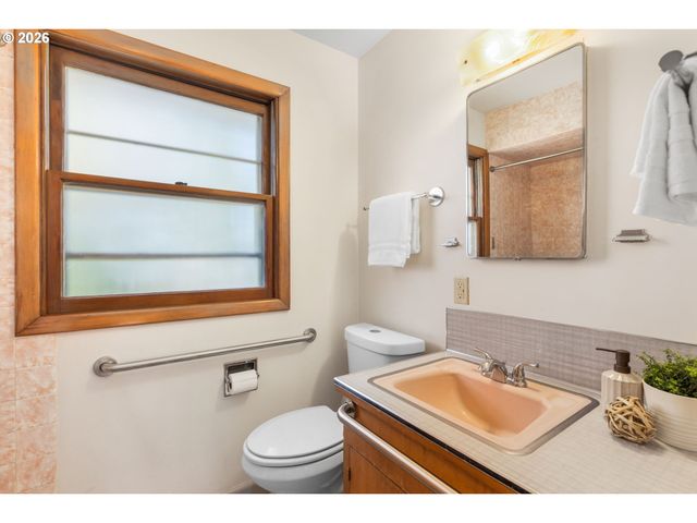 4811 Ne MASON St, Portland, OR 97218