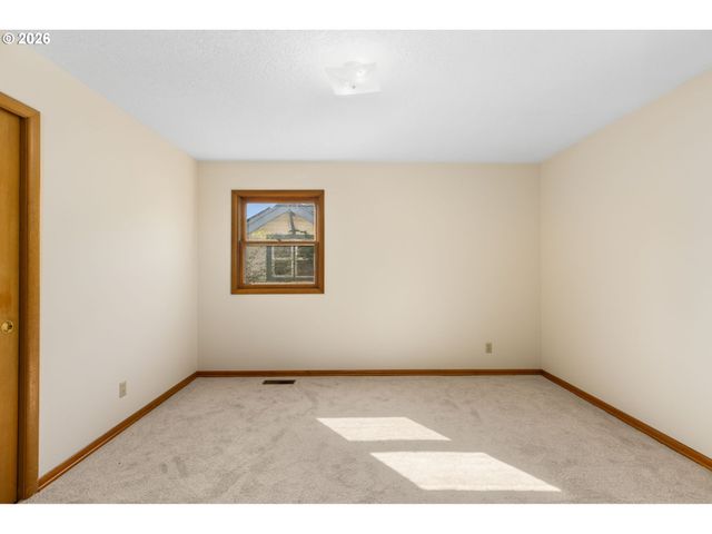 4811 Ne MASON St, Portland, OR 97218