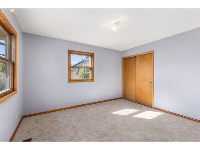 4811 Ne MASON St, Portland, OR 97218