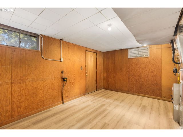 4811 Ne MASON St, Portland, OR 97218