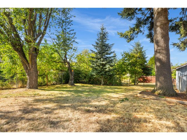 4811 Ne MASON St, Portland, OR 97218