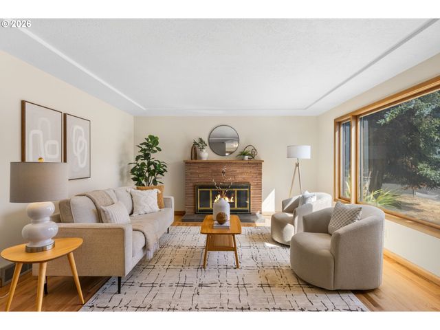 4811 Ne MASON St, Portland, OR 97218