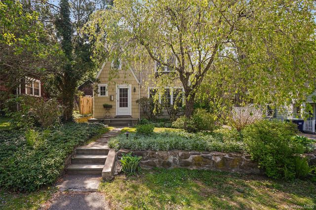 8 North Street, Katonah, NY 10536