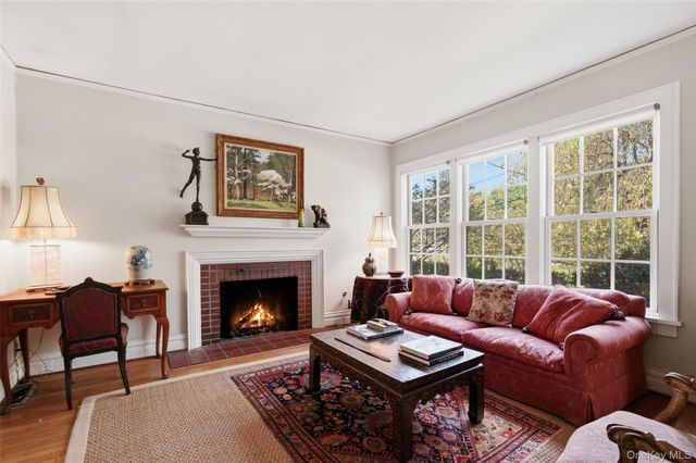 8 North Street, Katonah, NY 10536