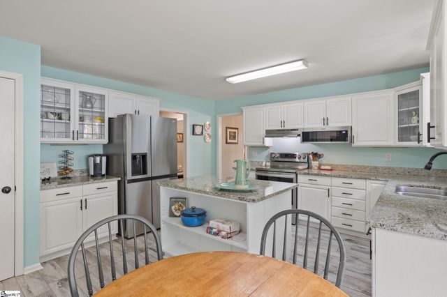 16 Farrell Kirk Lane, Greenville, SC 29615