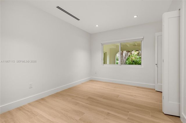 6011 Maynada St, Coral Gables, FL 33146