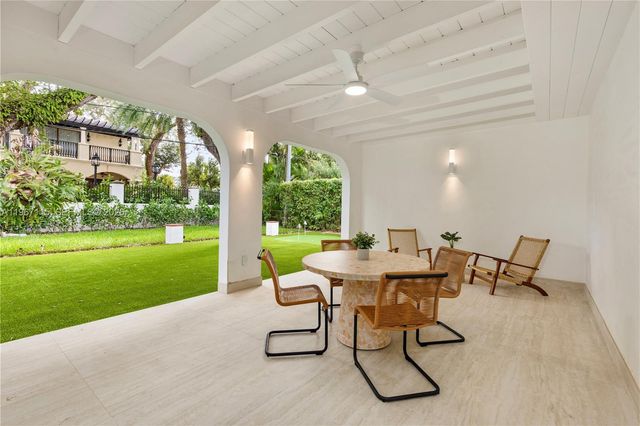 6011 Maynada St, Coral Gables, FL 33146