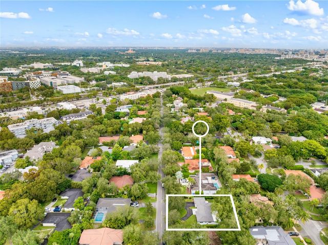 6011 Maynada St, Coral Gables, FL 33146