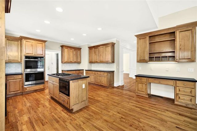 7445 Laurel Oak Drive, Suwanee, GA 30024