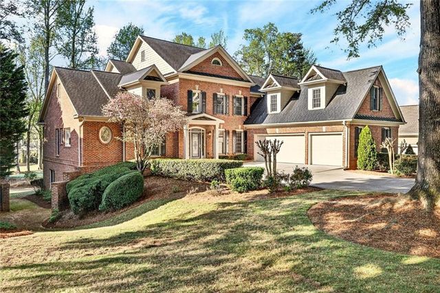 7445 Laurel Oak Drive, Suwanee, GA 30024