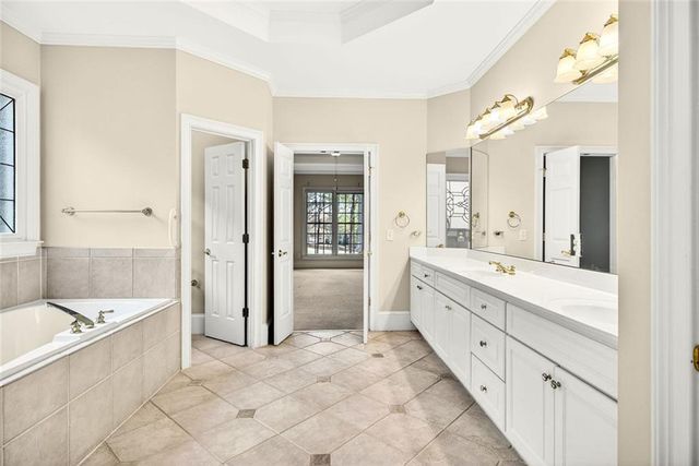 7445 Laurel Oak Drive, Suwanee, GA 30024