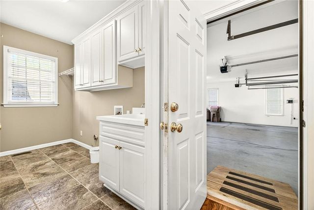 7445 Laurel Oak Drive, Suwanee, GA 30024