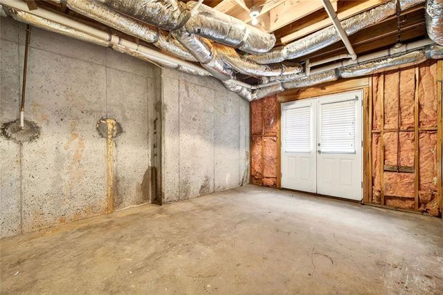 7445 Laurel Oak Drive, Suwanee, GA 30024